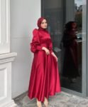 Durrah puff sleeved satin gown