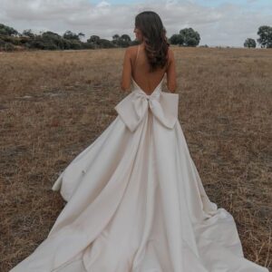 Rebecca backless with bow wedding gown #DS1069 (2) $250