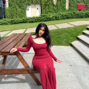 Dark red rosette long sleeves bodycon dress