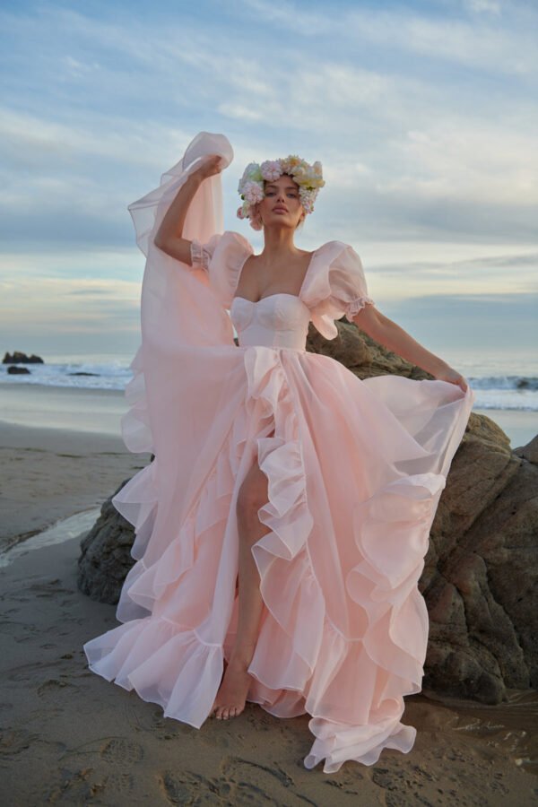 Plain organza ruffled side slit outfit