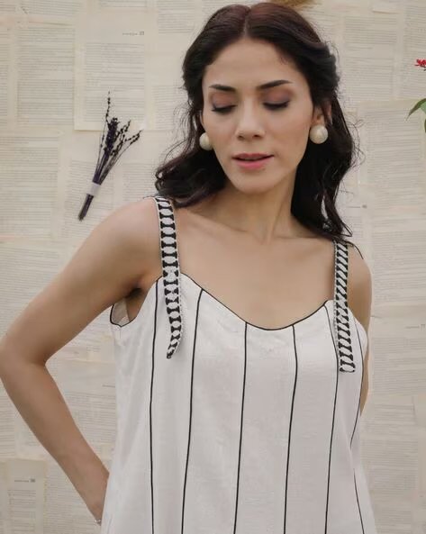 White A-line striped midi outfit