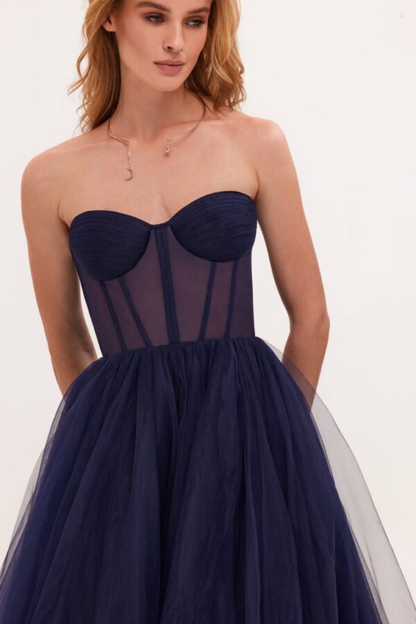 Emerald green A-line corset outfit